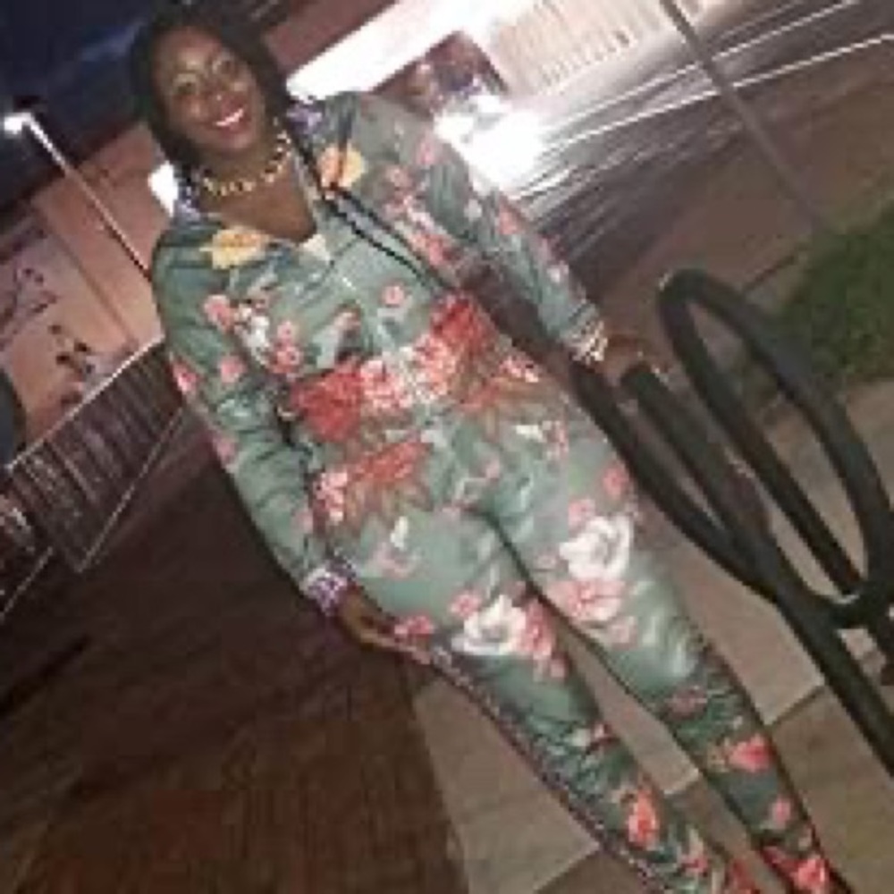 Two peace lady jump suit
